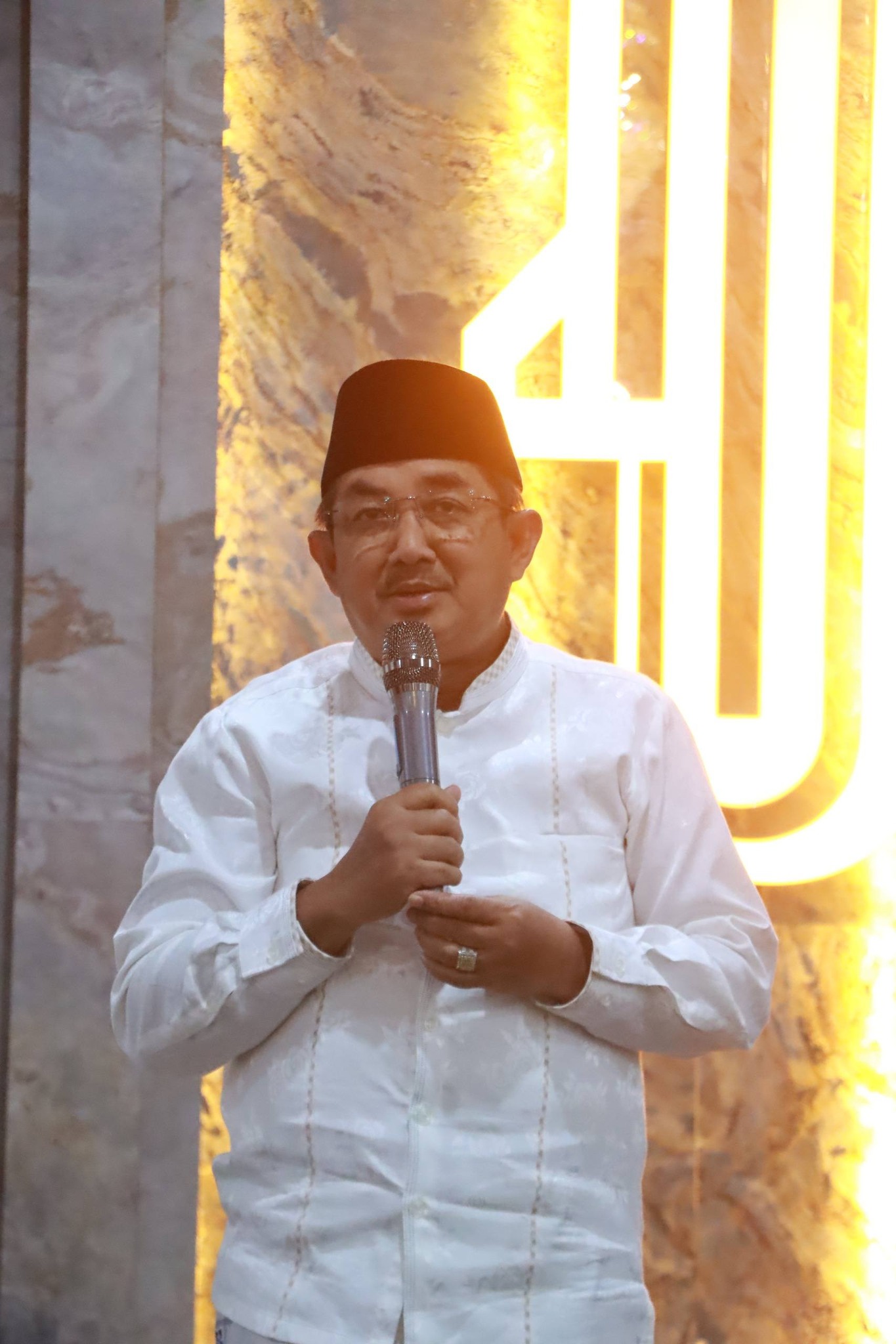 Safari Ramadan MUI Jambi di Tanjab Barat: Bupati Anwar Sadat Ajak Perkuat Ukhuwah di Masjid Al-Anwar