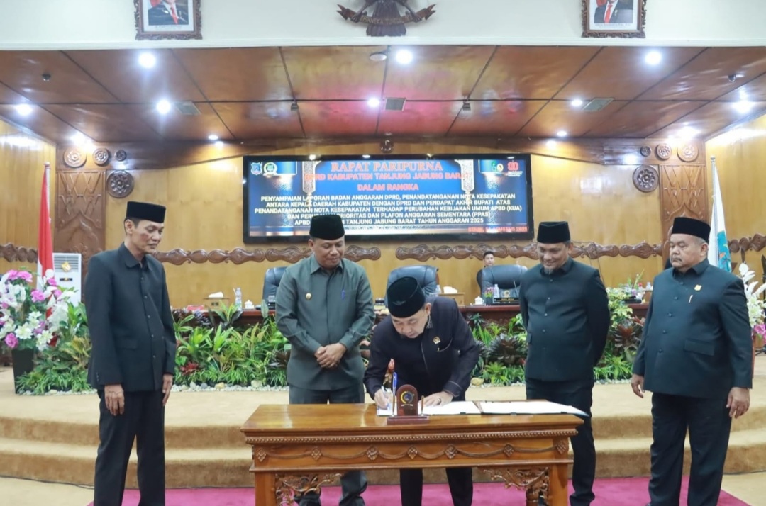 DPRD Tanjab Barat Gelar Rapat Paripurna, Sepakati Perubahan KUA-PPAS APBD 2025