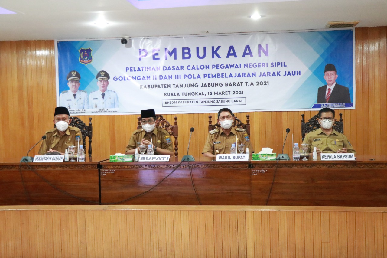 Bupati Anwar Sadat Hadiri Pembukaan Latsar CPNS Secara Daring