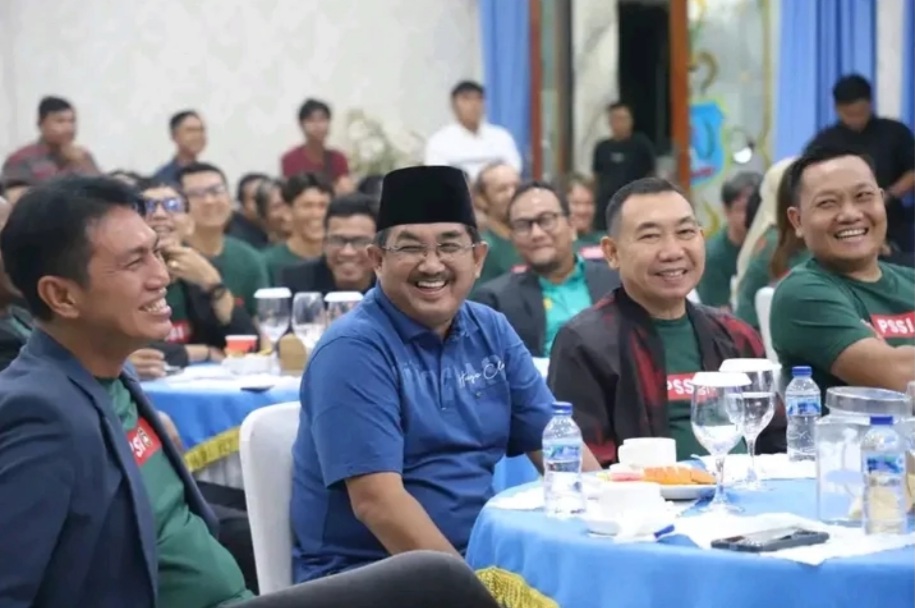 Ketua DPRD Tanjab Barat Hadiri Pelantikan ASKAB PSSI 2024 – 2028, Tegaskan Dukungan Penuh untuk Kemajuan Sepak Bola