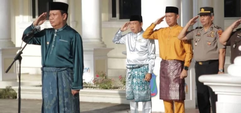 Ketua DPRD Kabupaten Tanjung Jabung Barat Ikuti Upacara Peringatan Hari Pendidikan Nasional