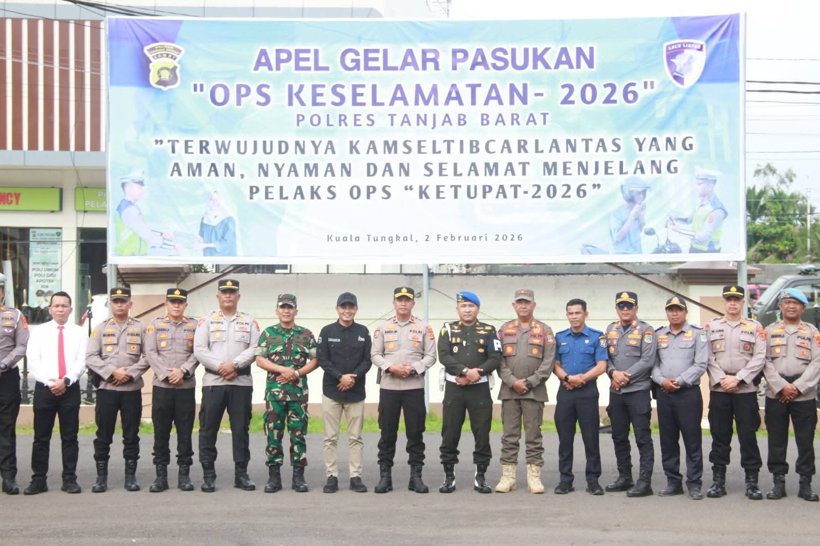 Wakili Bupati, Asisten Pemerintahan dan Kesra Hadiri Apel Gelar Pasukan Operasi Keselamatan 2026